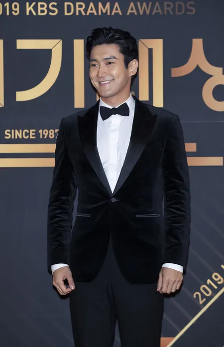 Foto Choi Siwon