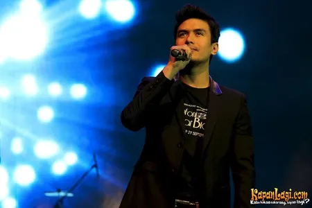 Foto Christian Bautista