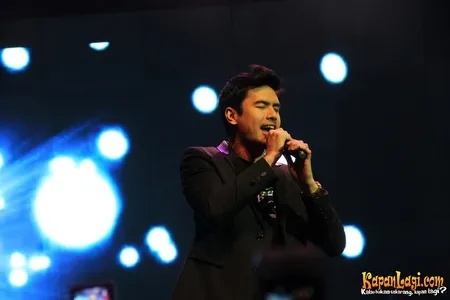 Foto Christian Bautista