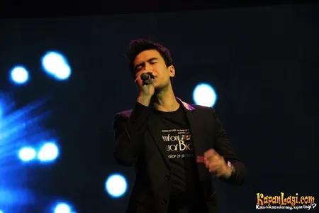 Foto Christian Bautista