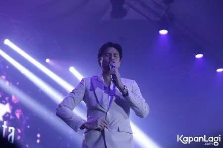 Foto Christian Bautista