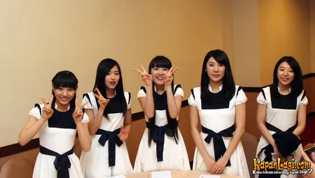 Foto Dorothy Little Happy