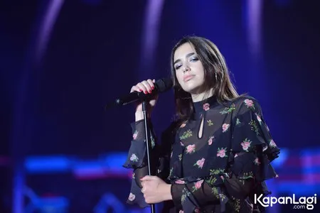 Foto Dua Lipa