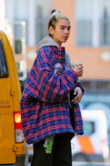 Foto Dua Lipa