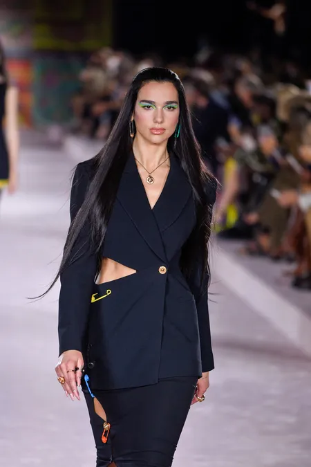 Foto Dua Lipa