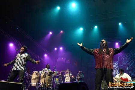 Foto Earth Wind and Fire