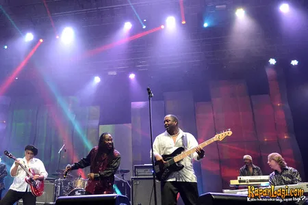 Foto Earth Wind and Fire