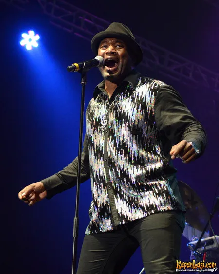 Foto Earth Wind and Fire