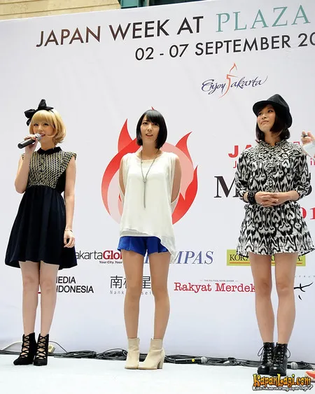 Foto Eir Aoi