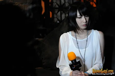 Foto Eir Aoi