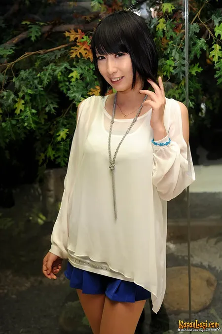 Foto Eir Aoi