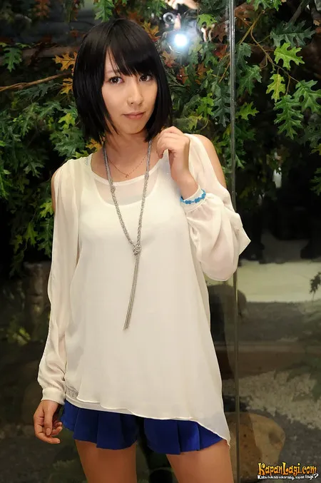 Foto Eir Aoi