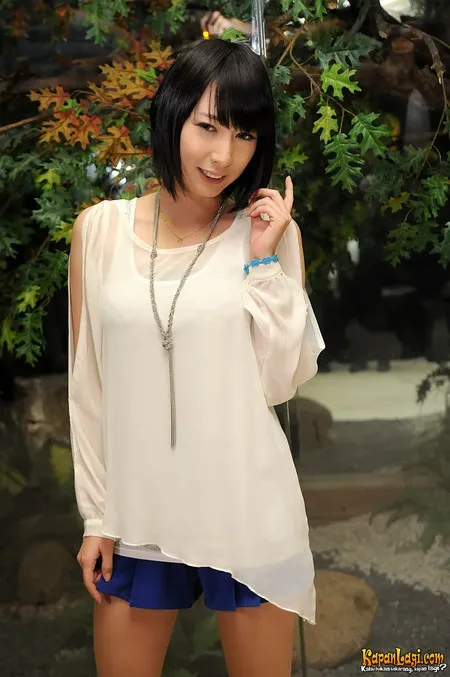 Foto Eir Aoi