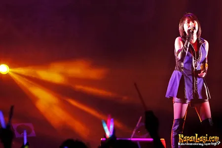 Foto Eir Aoi