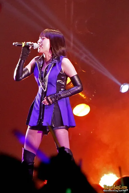 Foto Eir Aoi