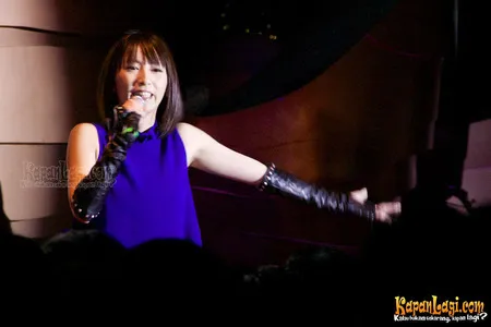 Foto Eir Aoi