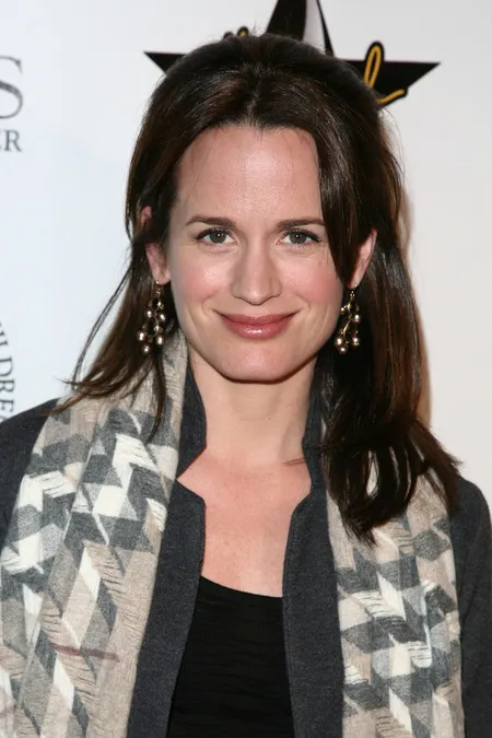 Foto Elizabeth Reaser