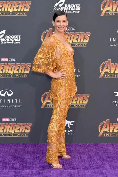 Foto Evangeline Lily