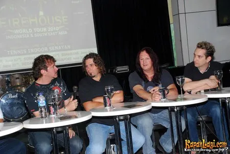 Foto FireHouse