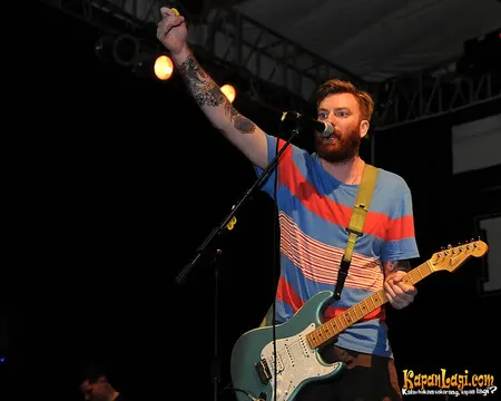 Foto Four Year Strong