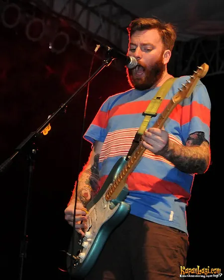 Foto Four Year Strong