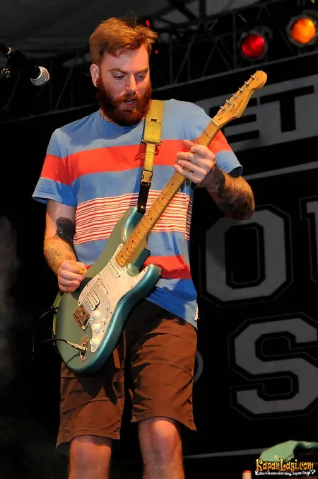 Foto Four Year Strong