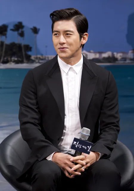 Foto Go Soo