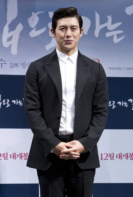 Foto Go Soo