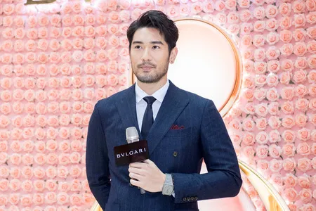 Foto Godfrey Gao