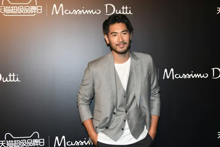 Foto Godfrey Gao
