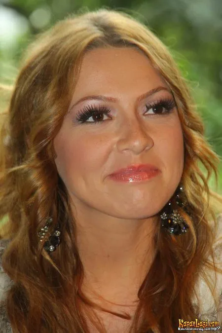 Foto Hadise