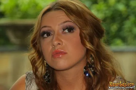 Foto Hadise