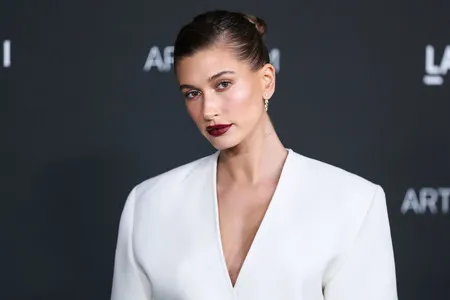 Foto Hailey Bieber