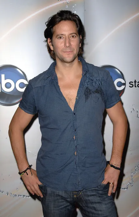 Foto Henry Ian Cusick