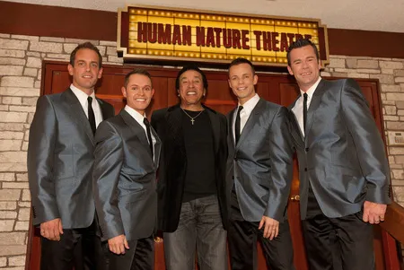 Foto Human Nature