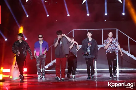 Foto iKON