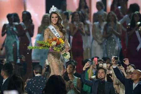Foto Iris Mittenaere
