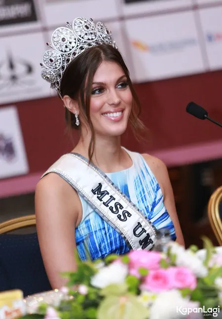 Foto Iris Mittenaere