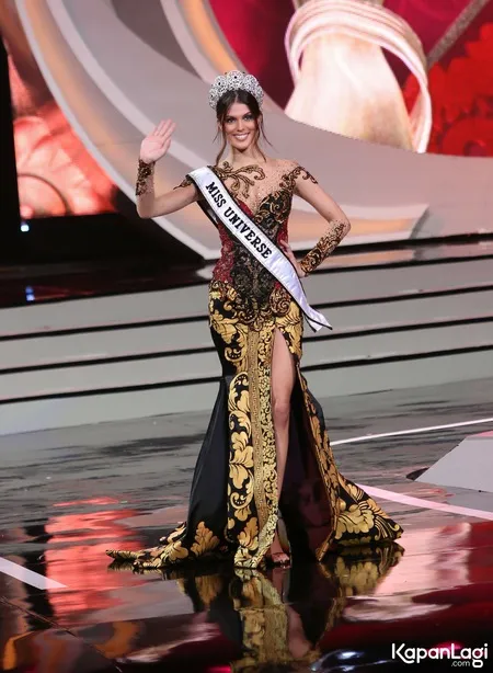 Foto Iris Mittenaere