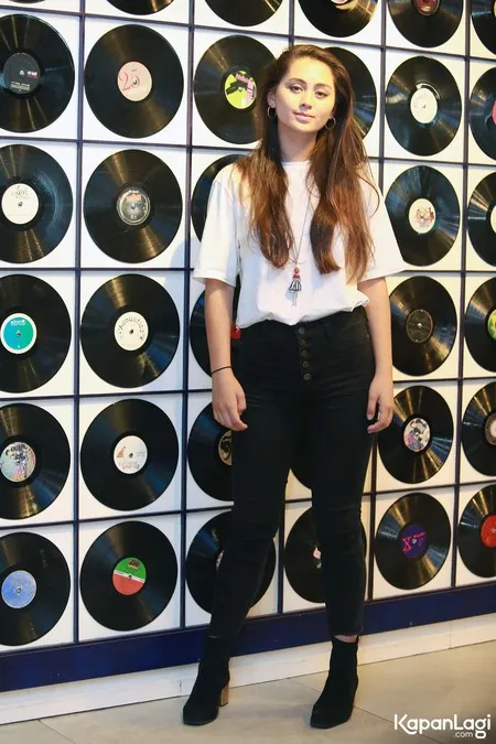 Foto Jasmine Thompson
