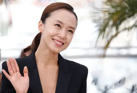 Foto Jeon Do Yeon