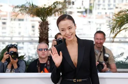 Foto Jeon Do Yeon