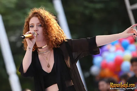 Foto Jess Glynne