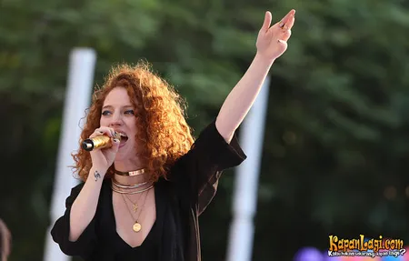 Foto Jess Glynne