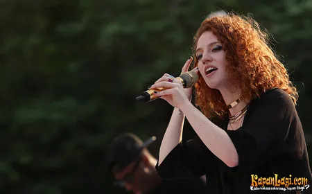 Foto Jess Glynne