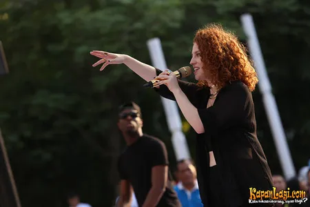 Foto Jess Glynne