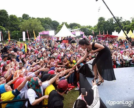 Foto Jigyasa Singh Thapki