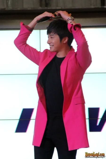 Foto Jung Il Woo