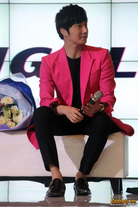 Foto Jung Il Woo