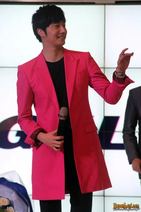 Foto Jung Il Woo
